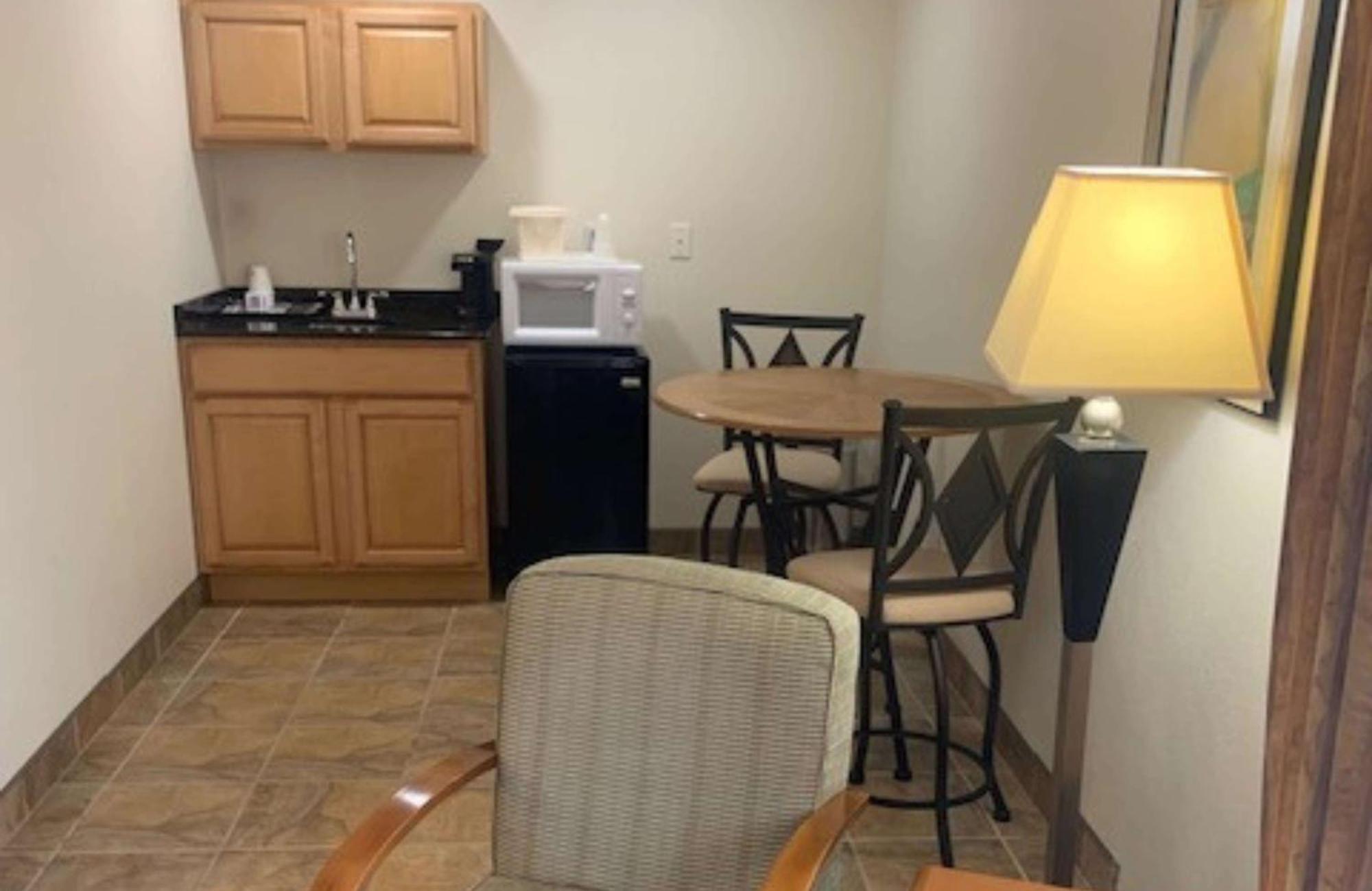Best Western Davison Inn Экстерьер фото
